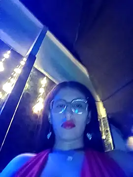 Esperanza  hot online show from 24, 4, 2026