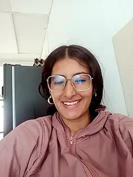 Esperanza  hot online show from 14, 2, 2026