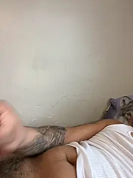 tugatitocaliente12 online show from 1, 3, 2026