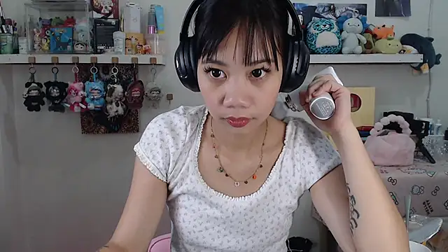 GloryKulikowski online show from 16, 3, 2026