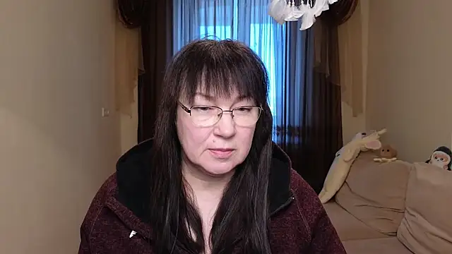 Tori Twirl online show from 18, 2, 2026