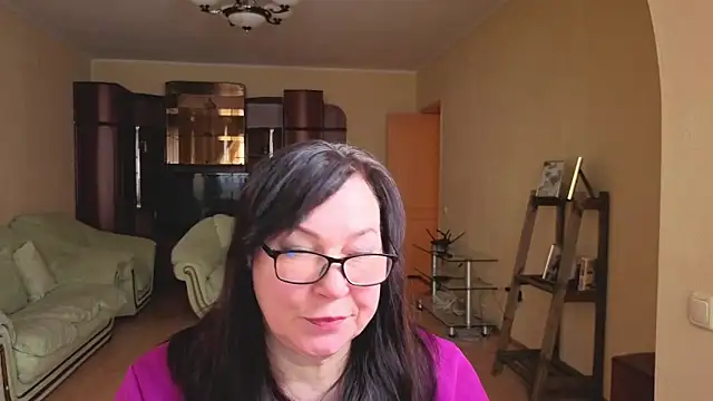 Tori Twirl online show from 12, 2, 2026