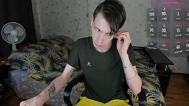 Snapshot of Erick_Wilson chatting on 9, 6, 2026 Erick Wilson online show from 9, 6, 2026