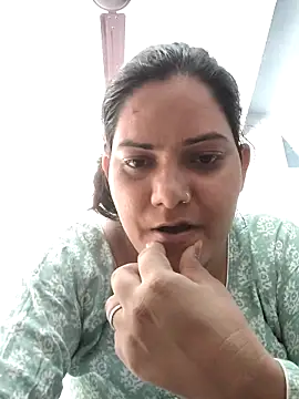 Snapshot of Anushka_Singh0 chatting on 6, 6, 2026 Anushka Singh0 online show from 6, 6, 2026