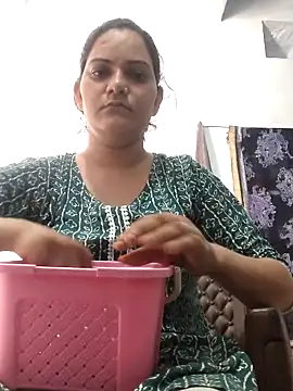 Snapshot of Anushka_Singh0 chatting on 12, 6, 2026 Anushka Singh0 online show from 12, 6, 2026