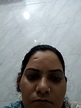 Snapshot of Anushka_Singh0 chatting on 17, 6, 2026 Anushka Singh0 online show from 17, 6, 2026