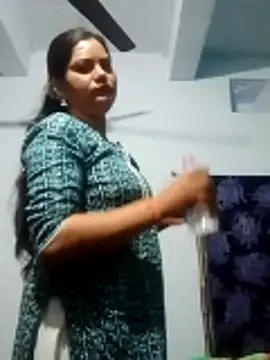 Anushka Singh0 online show from 3, 3, 2026