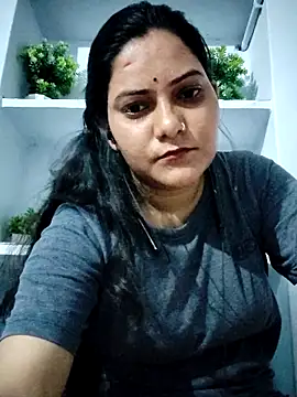 Snapshot of Anushka_Singh0 chatting on 27, 5, 2026 Anushka Singh0 online show from 27, 5, 2026