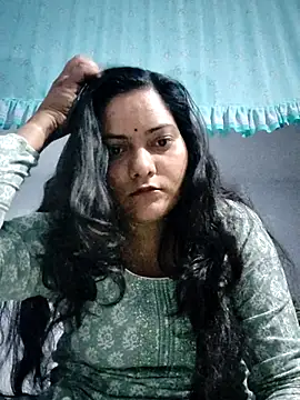 Anushka Singh0 online show from 28, 3, 2026