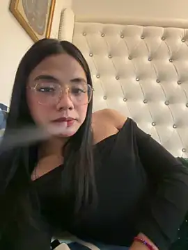 camillejoson online show from 8, 4, 2026