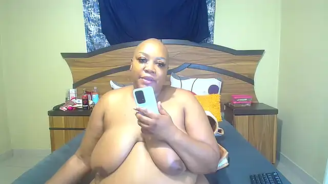 Queenxxxjesy online show from 18, 4, 2026