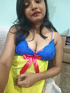 Snapshot of Priya_sexy699 chatting on 10, 7, 2026 Priya sexy699 online show from 10, 7, 2026