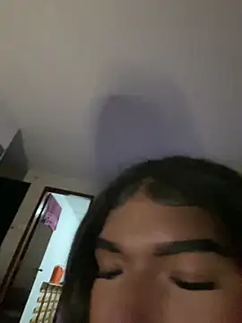 lulusexyy online show from 15, 4, 2026