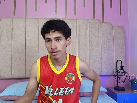 skinny jean  online show from 2, 3, 2026