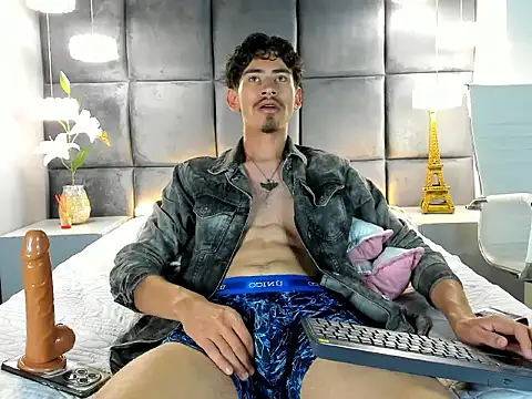 Snapshot of skinny_jean_ chatting on 9, 5, 2026 skinny jean online show from 9, 5, 2026