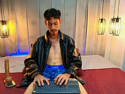 Snapshot of skinny_jean_ chatting on 11, 6, 2026 skinny jean online show from 11, 6, 2026