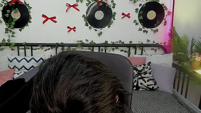 MadisonEsprit online show from 3, 3, 2026