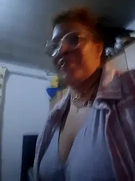 SmokAss online show from 18, 2, 2026