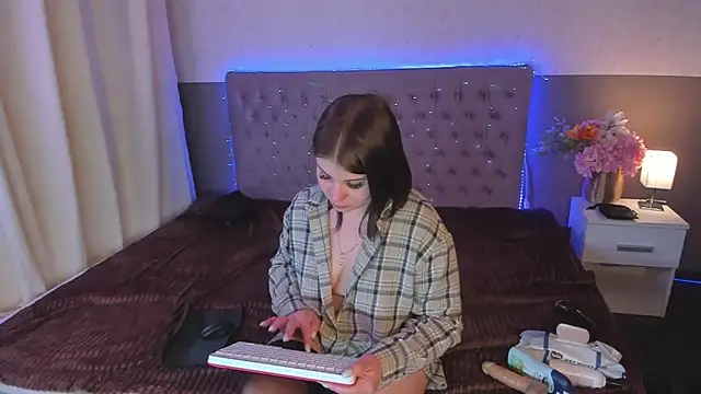 AmandaHoppe online show from 27, 3, 2026