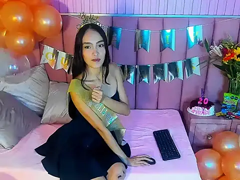 LolaWhite online show from 15, 3, 2026