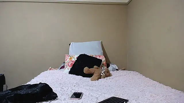 KinkyPxx online show from 9, 3, 2026