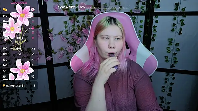 Snapshot of kitsune_little chatting on 29, 4, 2026 kitsune little online show from 29, 4, 2026