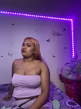 Alicefetishxxx online show from 3, 3, 2026