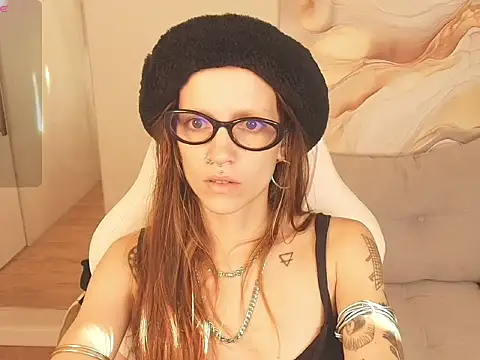 Peggy Ross online show from 4, 3, 2026