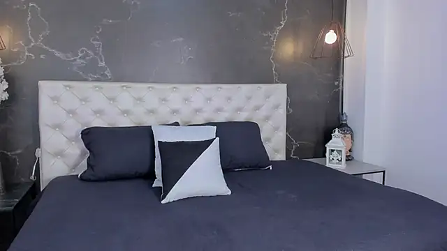 Samantha Dupre online show from 12, 3, 2026