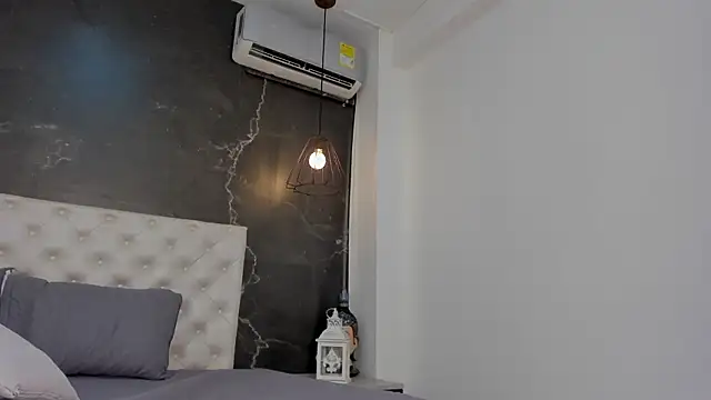 Samantha Dupre online show from 8, 3, 2026