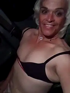 dustbunny64 online show from 24, 3, 2026