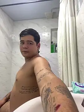 Snapshot of winy_hot chatting on 4, 5, 2026 winy hot online show from 4, 5, 2026