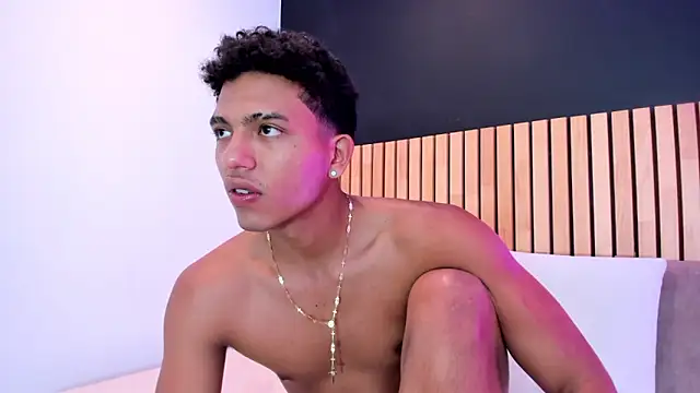 jhoystrong  online show from 26, 2, 2026