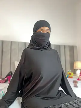 aminaa  online show from 16, 3, 2026