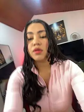 Liu wen  online show from 6, 7, 2026