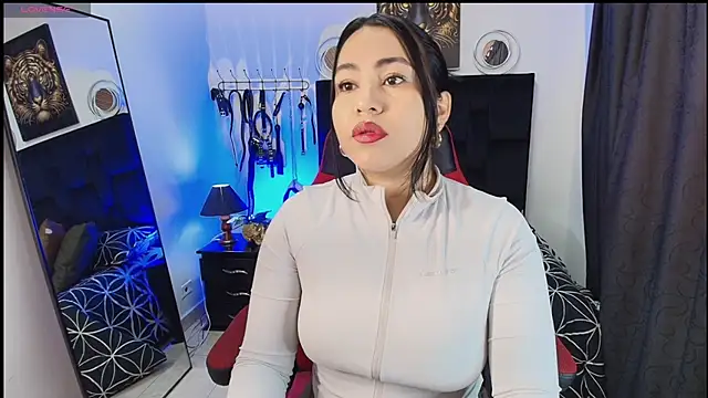 Liu wen  online show from 13, 4, 2026