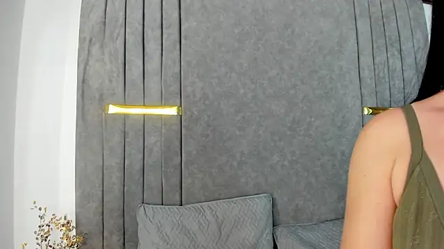 Aria Candyy online show from 4, 3, 2026