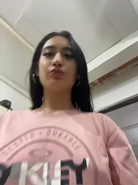Snapshot of lali_buny chatting on 26, 5, 2026 lali buny online show from 26, 5, 2026