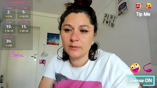 EVELYNA88 online show from 15, 7, 2026