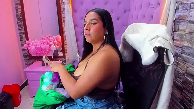 Scarlett Moom online show from 19, 7, 2026