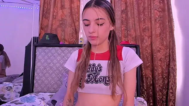 Snapshot of Sophie_vega1 chatting on 23, 6, 2026 Sophie vega1 online show from 23, 6, 2026