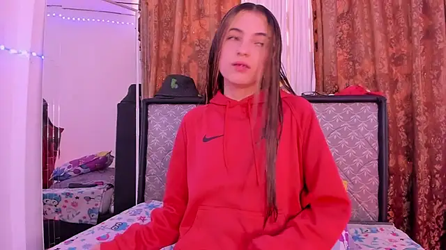Snapshot of Sophie_vega1 chatting on 26, 6, 2026 Sophie vega1 online show from 26, 6, 2026