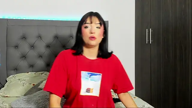 ImEmily   online show from 18, 4, 2026