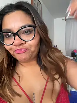 Snapshot of ludmila_x chatting on 7, 6, 2026 ludmila x online show from 7, 6, 2026