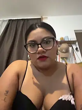 Snapshot of ludmila_x chatting on 17, 6, 2026 ludmila x online show from 17, 6, 2026