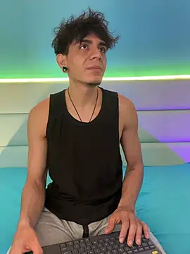 abrilandjulian online show from 24, 3, 2026