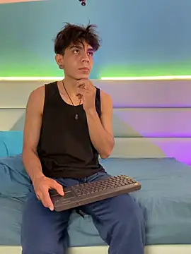 abrilandjulian online show from 21, 3, 2026