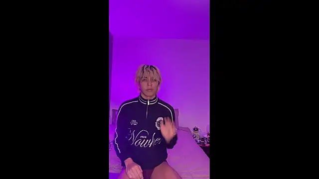 prince oliverr online show from 15, 4, 2026