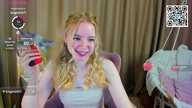 Snapshot of Linda__Bloom chatting on 5, 5, 2026 Linda Bloom online show from 5, 5, 2026