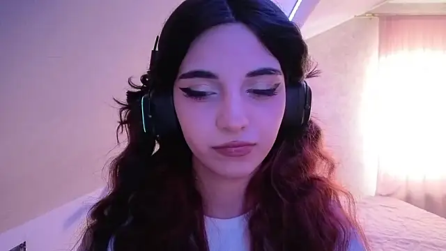 Blissmissataeses online show from 22, 2, 2026